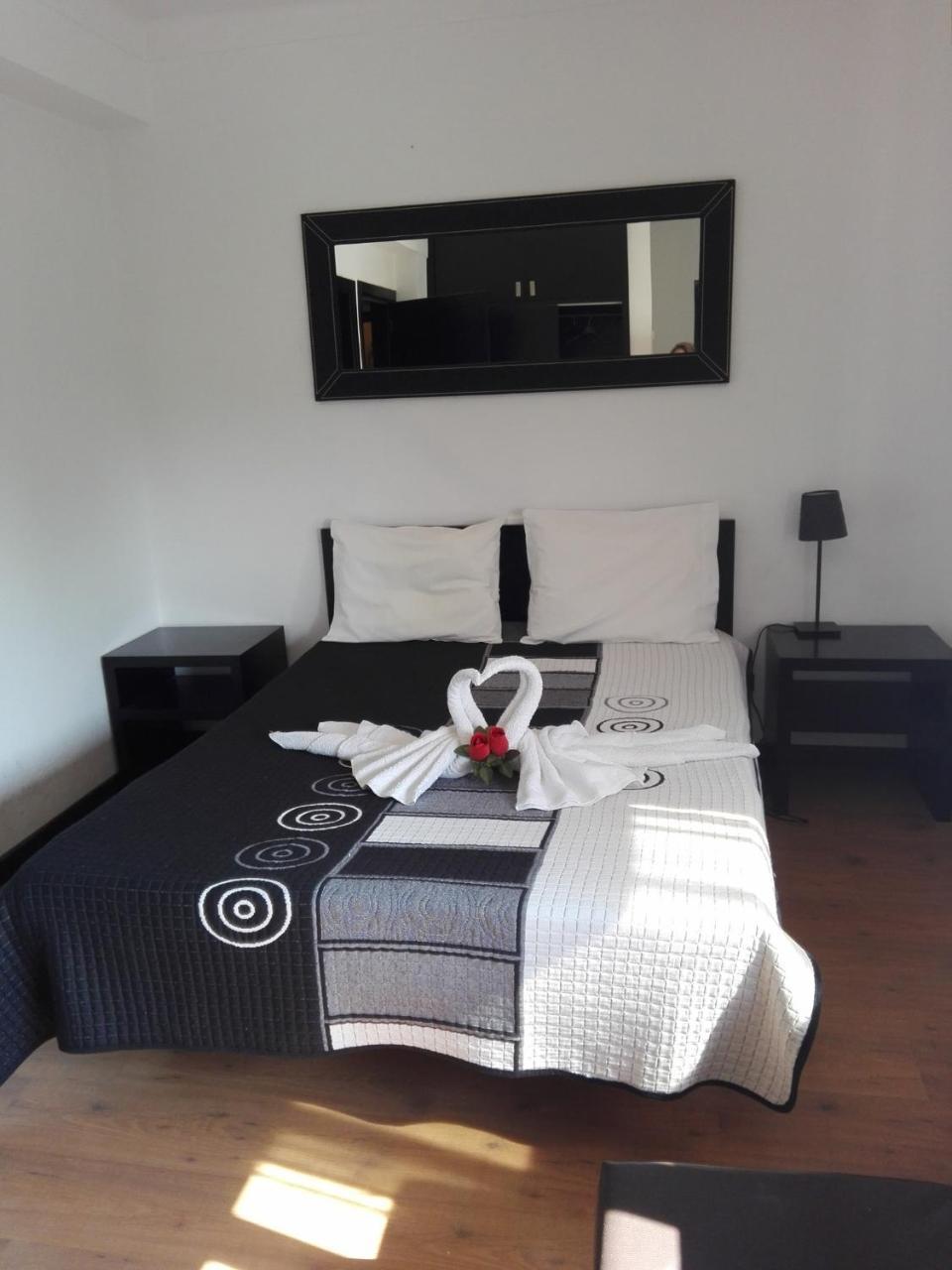Resedencial Centro Bed & Breakfast Vimioso Exterior photo